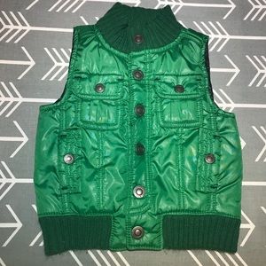 ✨HP✨ OshKosh green vest
